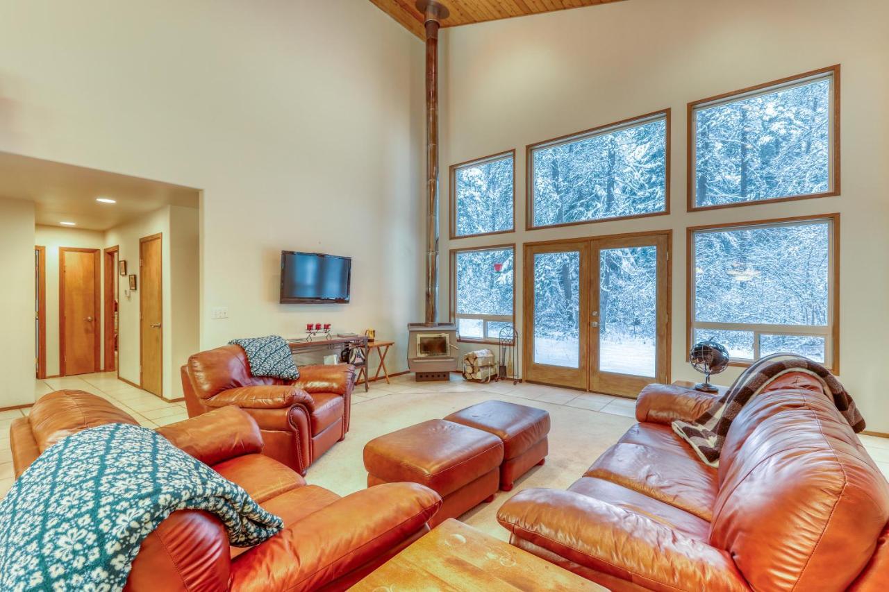 Elk Tracks Lodge Pine Glen Exterior photo